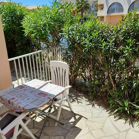 T2 Neuf Climatise A Sete 200M Plage, Parking Exteriör bild